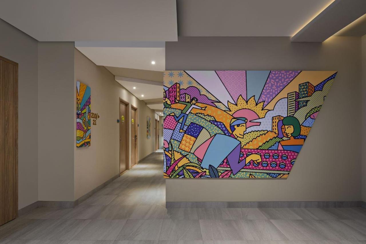 Maxonehotels At Kota Harapan Indah-Bekasi Exterior photo